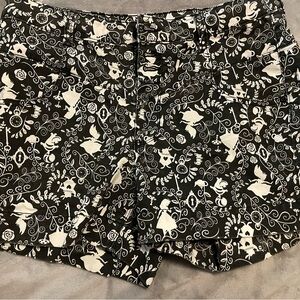 Disney Women's Black and White Floral Shorts